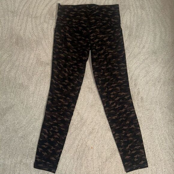 Athleta Camo Brown Pocket Leggings M - Picture 3 of 7